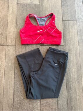 Nike Women's Sports Bra & Yoga Pants